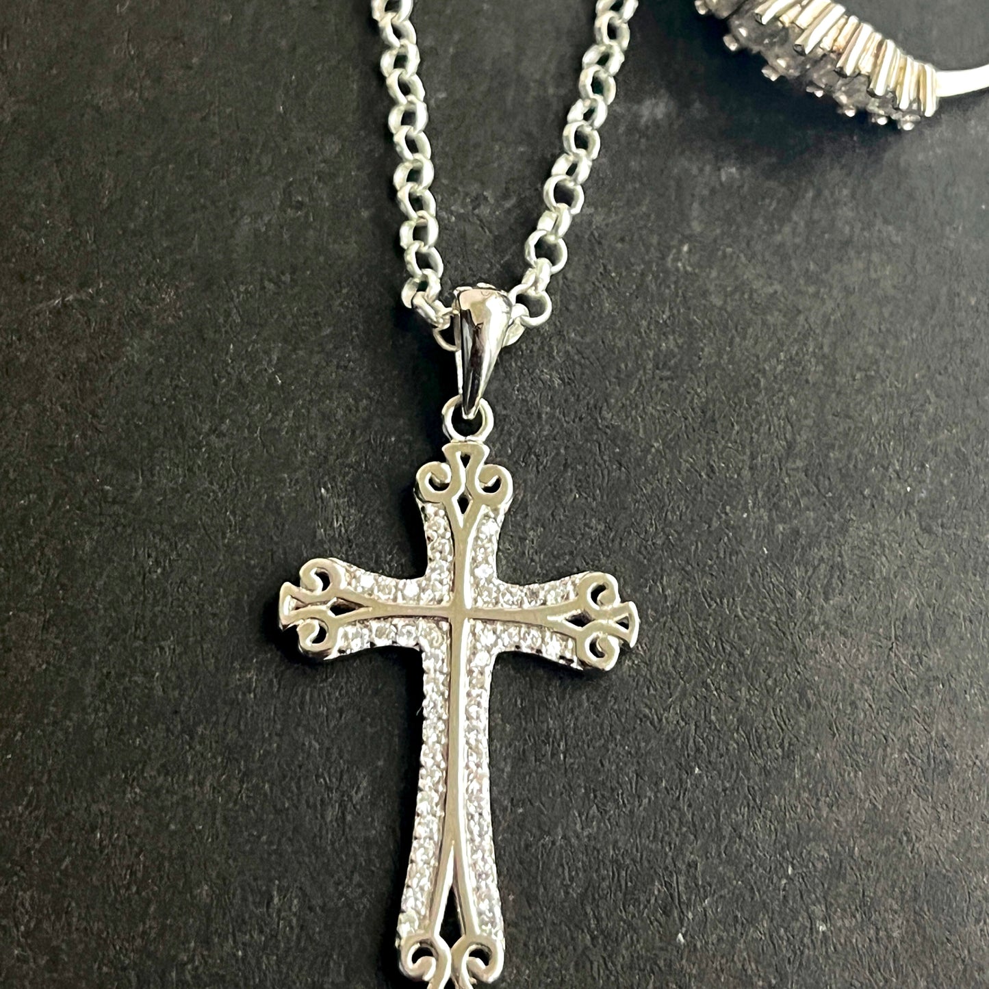 Elise Cross Necklace-925 Sterling Silver