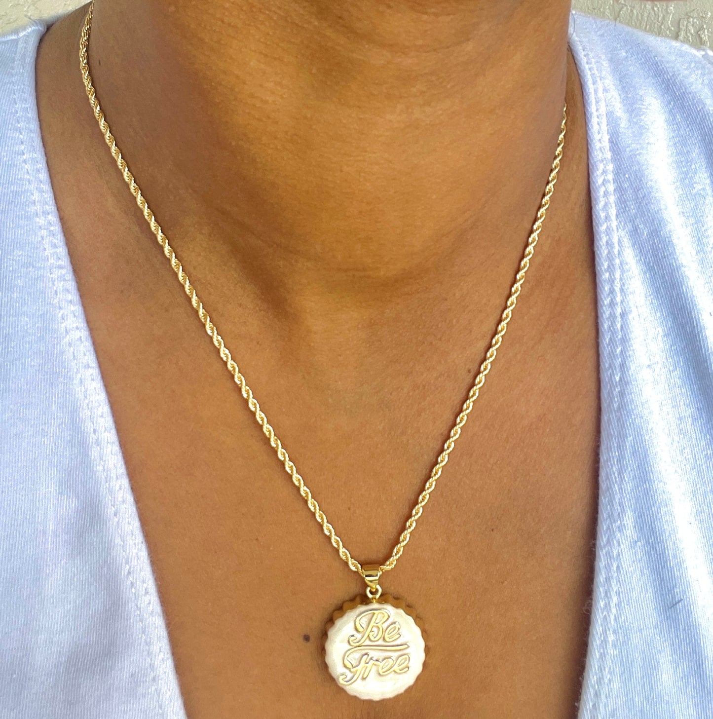 Chelsey Pendant Necklace- 18k Gold Filled