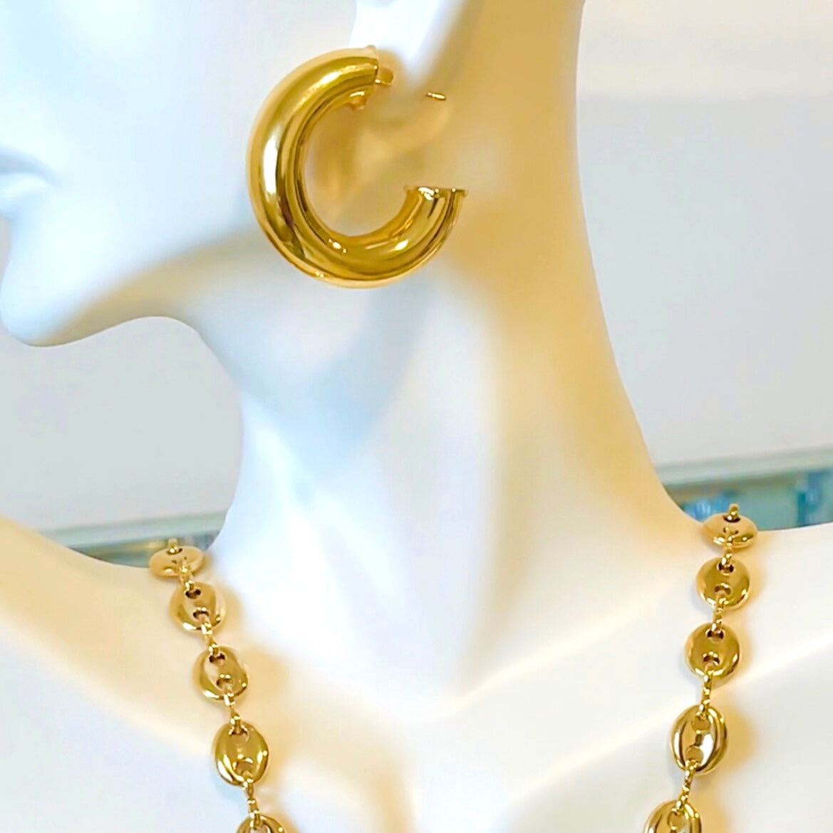 Jennie Half Hoop Earrings-18k Gold Filled