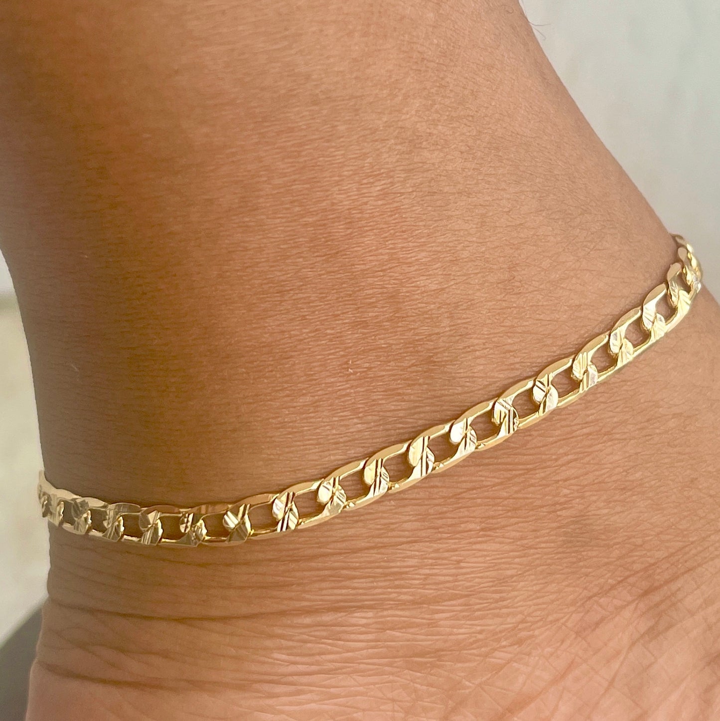 18k Gold Filled Diamond Cut Curb Link Anklet-6mm