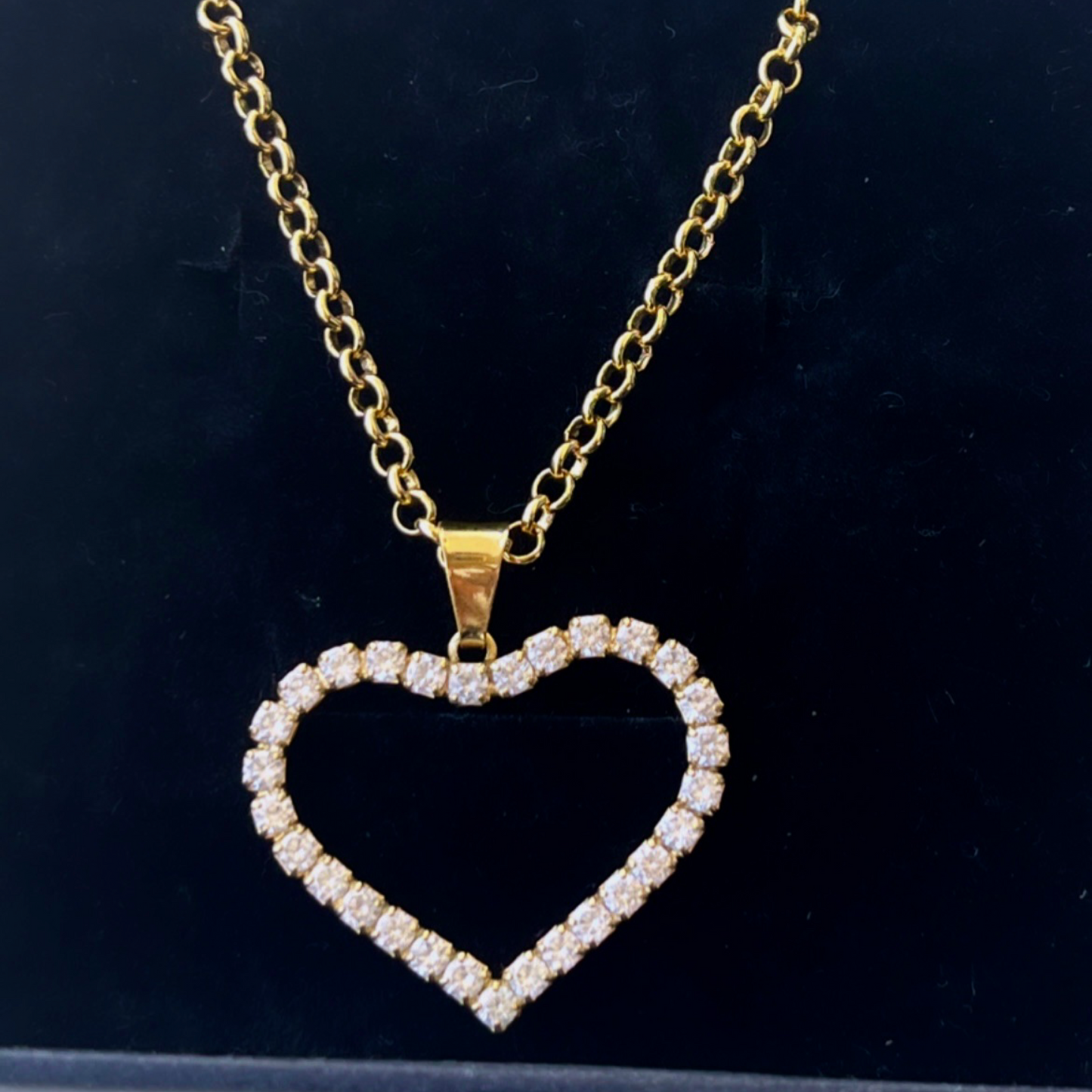 Toni Heart Pendant Necklace-18k Gold Filled