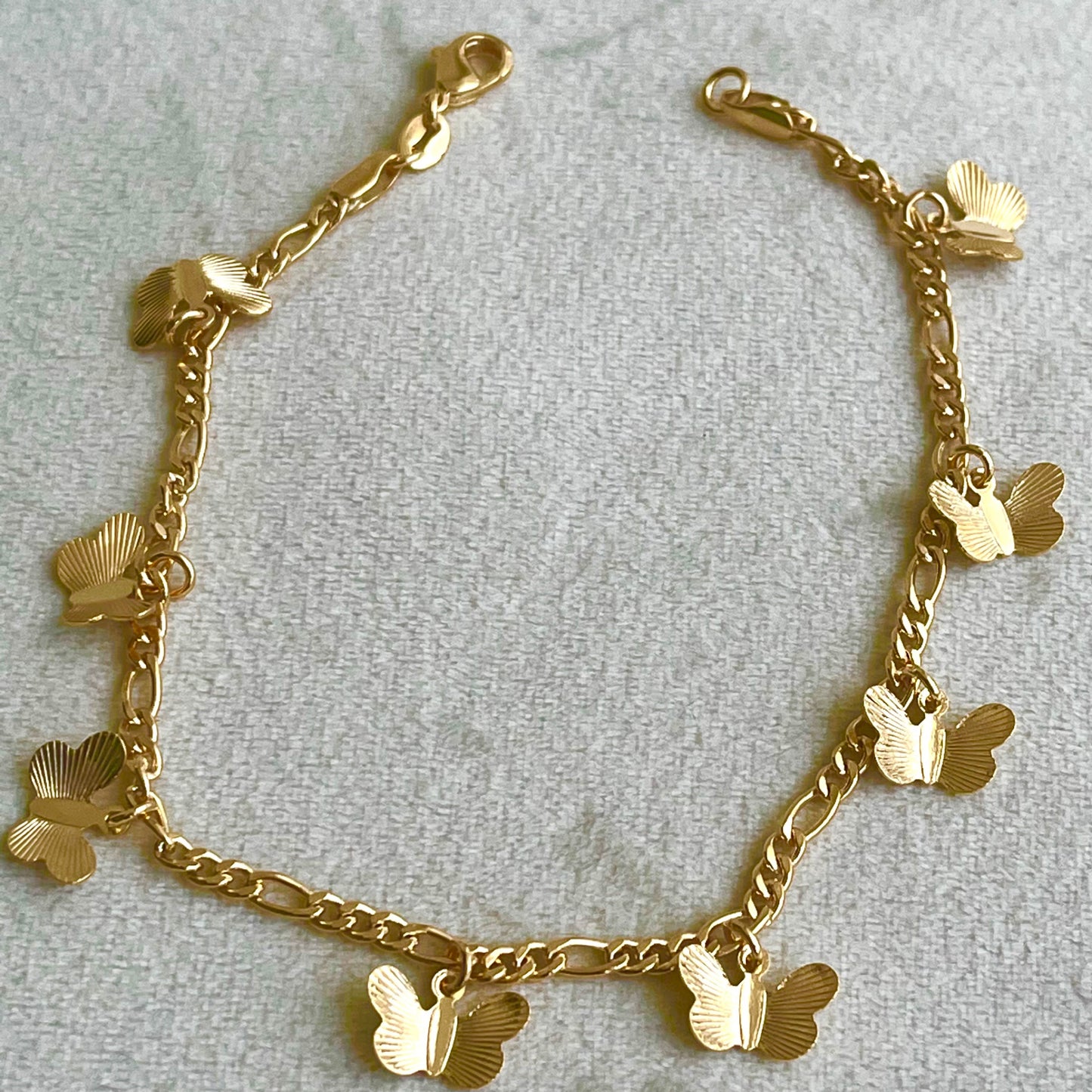 Figaro Link Anklet with Charms-18k Gold Filled